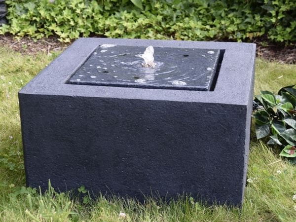 Granimex Wasserquelle Quader inkl. LED-Beleuchtung und Pumpe Granimex Wasserquelle Quader inkl. LED-Beleuchtung und Pumpe